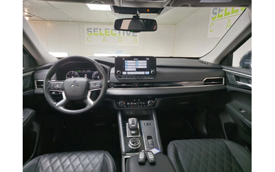 Mitsubishi Outlander PLUG-IN HYBRID PHEV SE S-AWC - автомобили, коли, обяви за нови и употребявани 8