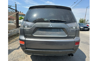 mitsubishi-outlander - 4