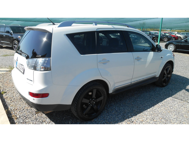 Mitsubishi Outlander 2.4i* 170* k.c* AVTOMAT* GAZ - автомобили, коли, обяви за нови и употребявани 3