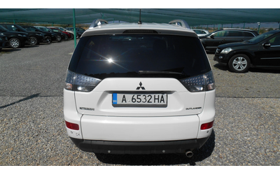 mitsubishi-outlander - 4