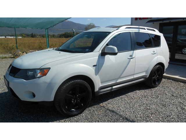 Mitsubishi Outlander 2.4i* 170* k.c* AVTOMAT* GAZ - автомобили, коли, обяви за нови и употребявани 7