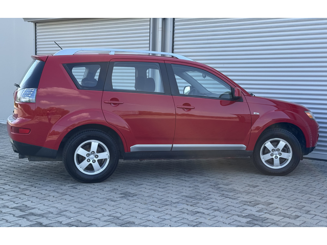 Mitsubishi Outlander 2,0DI-D 4x4,140k.c.,климатроник, мултивюолан, темпомат,борд. компютър, евро 4. - автомобили, коли, обяви за нови и употребявани 11