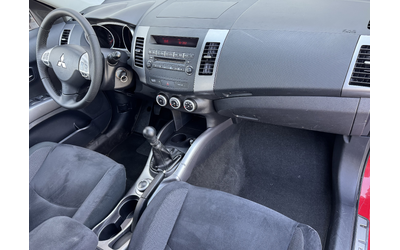 Mitsubishi Outlander 2,0DI-D 4x4,140k.c.,климатроник, мултивюолан, темпомат,борд. компютър, евро 4. - автомобили, коли, обяви за нови и употребявани 12