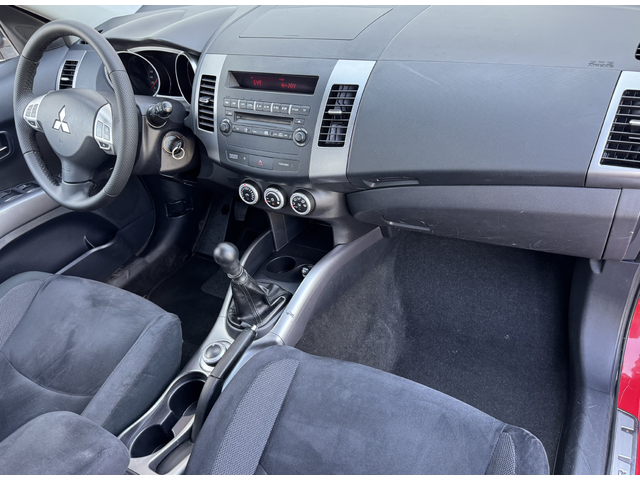Mitsubishi Outlander 2,0DI-D 4x4,140k.c.,климатроник, мултивюолан, темпомат,борд. компютър, евро 4. - автомобили, коли, обяви за нови и употребявани 12