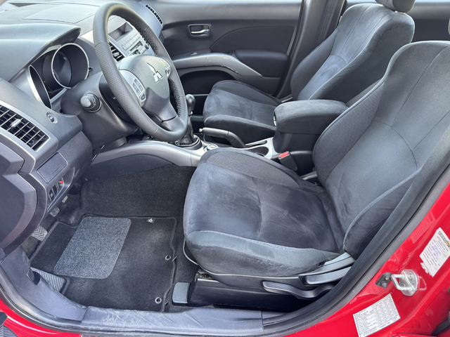 Mitsubishi Outlander 2,0DI-D 4x4,140k.c.,климатроник, мултивюолан, темпомат,борд. компютър, евро 4. - автомобили, коли, обяви за нови и употребявани 19