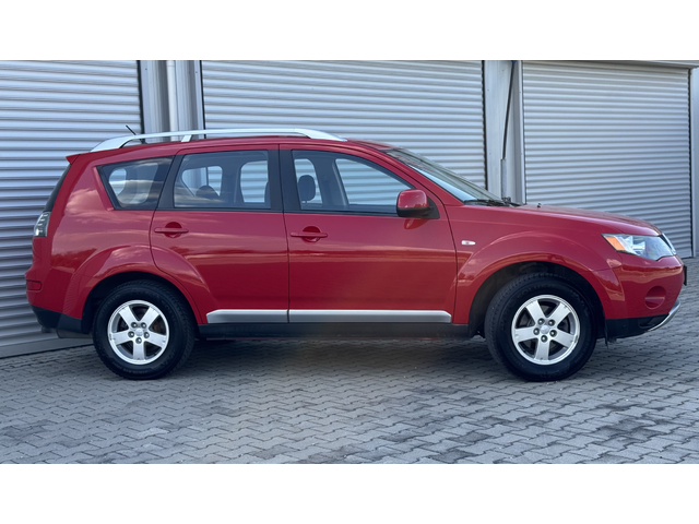Mitsubishi Outlander 2,0DI-D 4x4,140k.c.,климатроник, мултивюолан, темпомат,борд. компютър, евро 4. - автомобили, коли, обяви за нови и употребявани 8