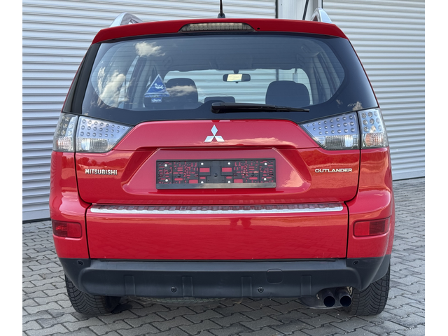 Mitsubishi Outlander 2,0DI-D 4x4,140k.c.,климатроник, мултивюолан, темпомат,борд. компютър, евро 4. - автомобили, коли, обяви за нови и употребявани 9