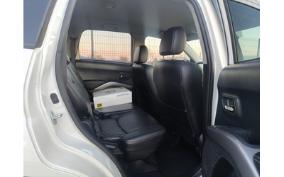 Mitsubishi Outlander 2.2 DID 156 7M - автомобили, коли, обяви за нови и употребявани 14