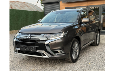mitsubishi-outlander-2-4phev-4wd-plug-in-hybrid - 0
