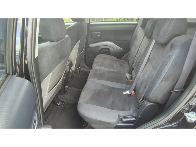 Mitsubishi Outlander 2.4 бензин Автомат - автомобили, коли, обяви за нови и употребявани 12