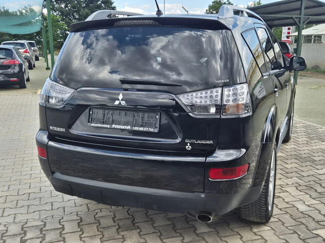 Mitsubishi Outlander 2.4 бензин Автомат - автомобили, коли, обяви за нови и употребявани 1