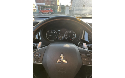 Mitsubishi Outlander - автомобили, коли, обяви за нови и употребявани 14