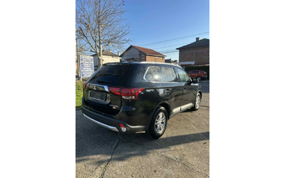 Mitsubishi Outlander - автомобили, коли, обяви за нови и употребявани 6