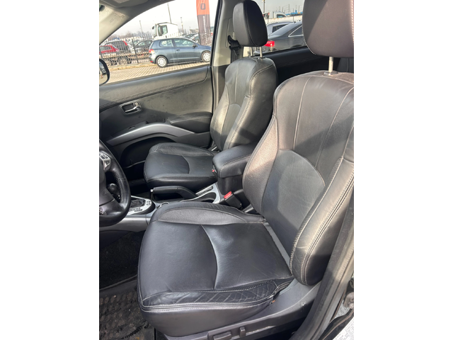 Mitsubishi Outlander 2.2DI-D 4WD AVTOMAT/KOJA EURO 5 - автомобили, коли, обяви за нови и употребявани 11