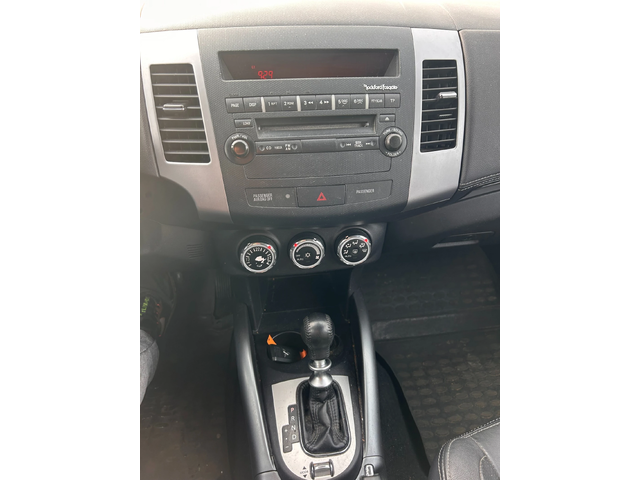 Mitsubishi Outlander 2.2DI-D 4WD AVTOMAT/KOJA EURO 5 - автомобили, коли, обяви за нови и употребявани 14