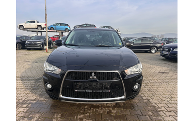 mitsubishi-outlander - 2
