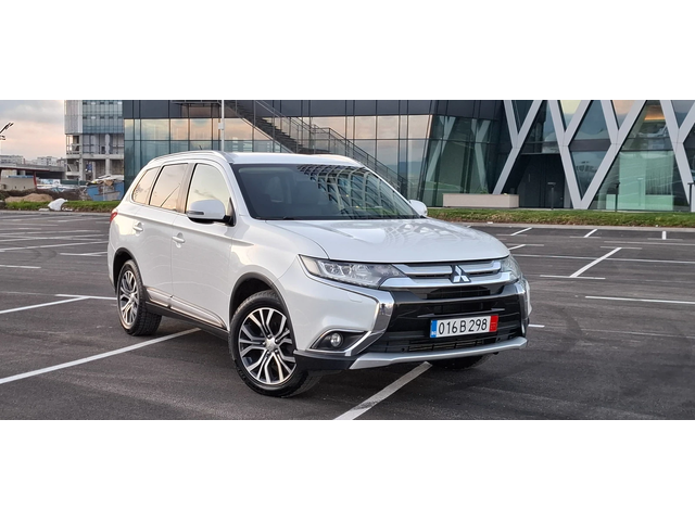 Mitsubishi Outlander 2.2 4x4 Led Камера Facelift  Бяла Перла 7места - автомобили, коли, обяви за нови и употребявани 0