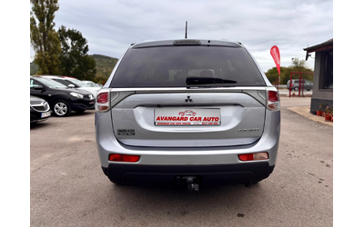 mitsubishi-outlander - 5