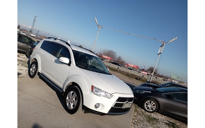 mitsubishi-outlander - 2