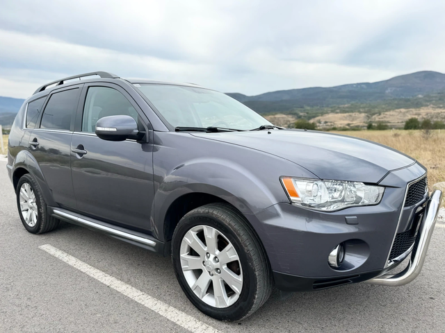 Mitsubishi Outlander 2.2 DID / FULL / 4X4 / AVTOMAT / KOJA / NAVI / 5+ - автомобили, коли, обяви за нови и употребявани 0
