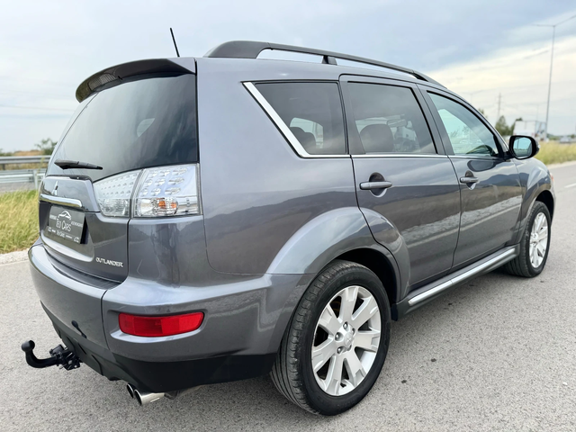 Mitsubishi Outlander 2.2 DID / FULL / 4X4 / AVTOMAT / KOJA / NAVI / 5+ - автомобили, коли, обяви за нови и употребявани 6