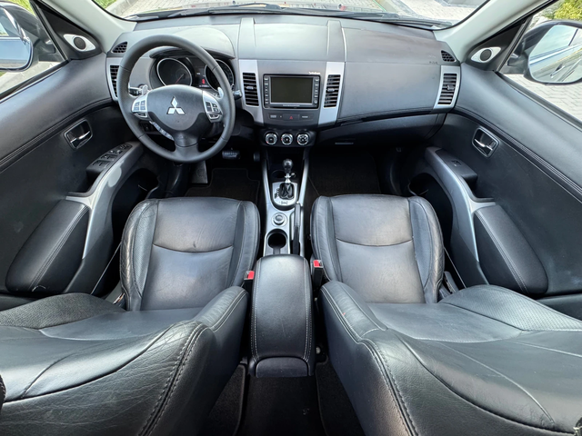 Mitsubishi Outlander 2.2 DID / FULL / 4X4 / AVTOMAT / KOJA / NAVI / 5+ - автомобили, коли, обяви за нови и употребявани 7