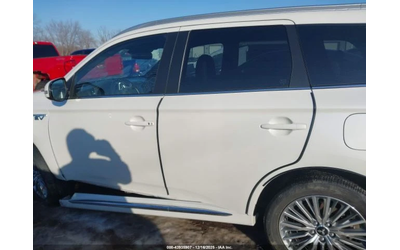 Mitsubishi Outlander PHEV GT S-AWC - автомобили, коли, обяви за нови и употребявани 7