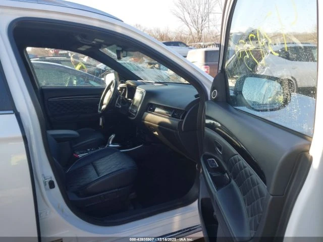 Mitsubishi Outlander PHEV GT S-AWC - автомобили, коли, обяви за нови и употребявани 9