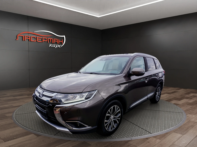 Mitsubishi Outlander 2.2D INSTYLE PLUS AWD - автомобили, коли, обяви за нови и употребявани 0