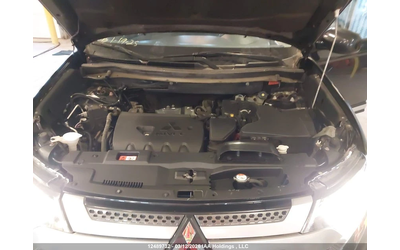 Mitsubishi Outlander 2.4 L * AWD* Buy now - автомобили, коли, обяви за нови и употребявани 10