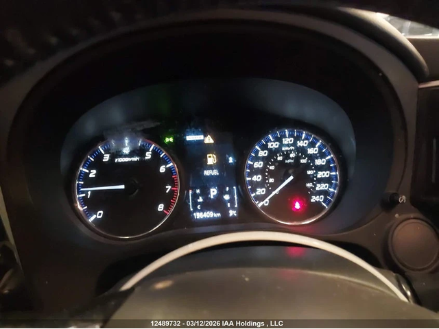 Mitsubishi Outlander 2.4 L * AWD* Buy now - автомобили, коли, обяви за нови и употребявани 11