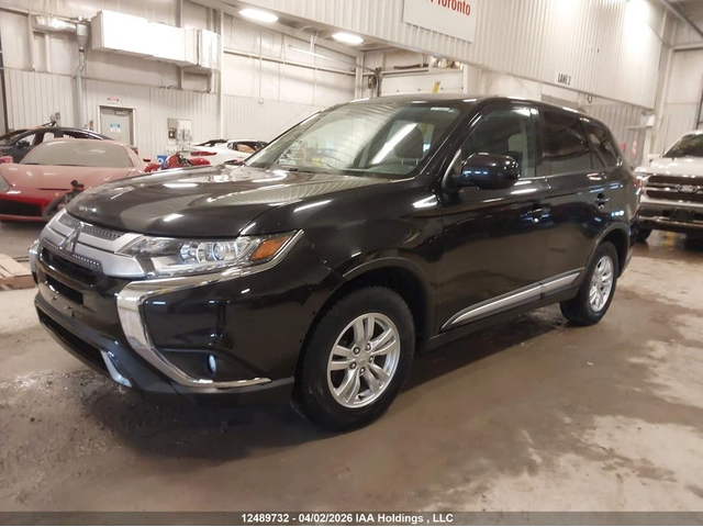 Mitsubishi Outlander 2.4 L * AWD* Buy now - автомобили, коли, обяви за нови и употребявани 1