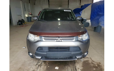 mitsubishi-outlander - 2