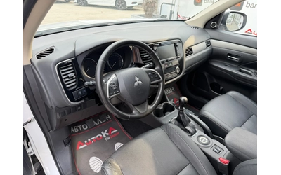Mitsubishi Outlander 2.2D-150КС.-7МЕСТНА-4Х4-NAVI-АВТОМАТ - автомобили, коли, обяви за нови и употребявани 7