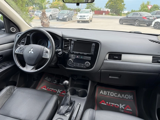 Mitsubishi Outlander 2.2D-150КС.-7МЕСТНА-4Х4-NAVI-АВТОМАТ - автомобили, коли, обяви за нови и употребявани 9