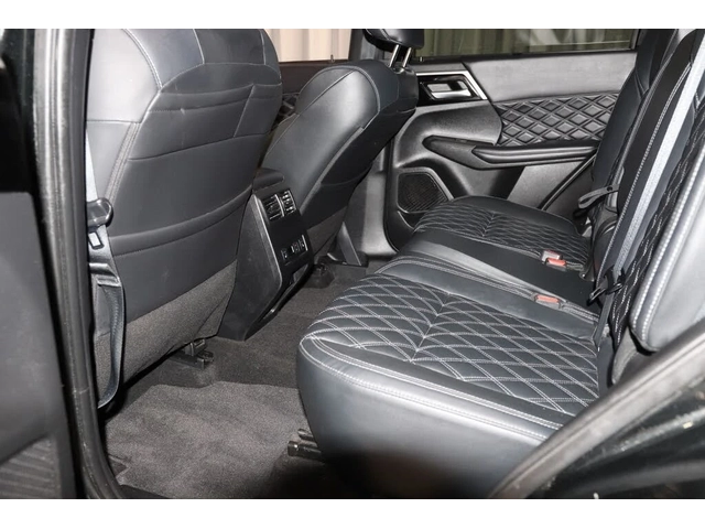 Mitsubishi Outlander GT S-AWC - автомобили, коли, обяви за нови и употребявани 16