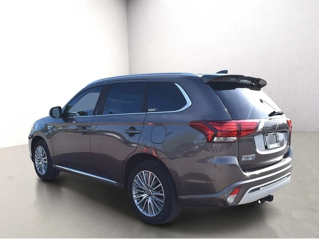 Mitsubishi Outlander * ПАНО* KEYLESS* Camera* ПОДГРЕВ* - автомобили, коли, обяви за нови и употребявани 6