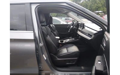 mitsubishi-outlander - 4