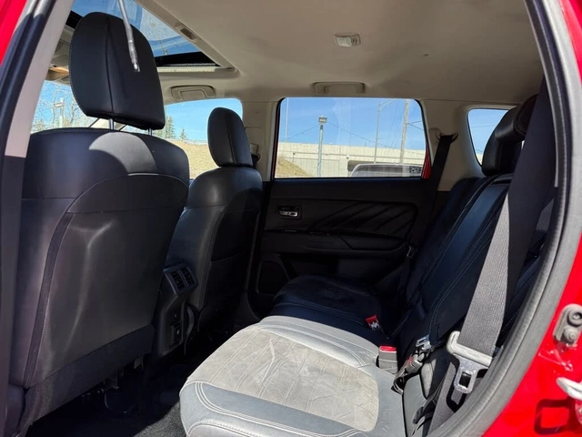 Mitsubishi Outlander * ПАНО* KEYLESS* Camera* ПОДГРЕВ* - автомобили, коли, обяви за нови и употребявани 14
