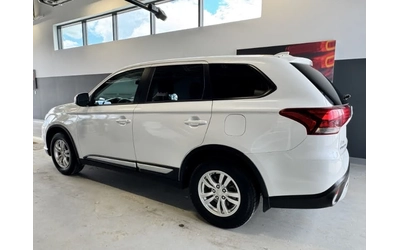 mitsubishi-outlander - 5