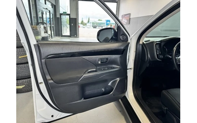 Mitsubishi Outlander * ПАНО* KEYLESS* Camera* ПОДГРЕВ* - автомобили, коли, обяви за нови и употребявани 6