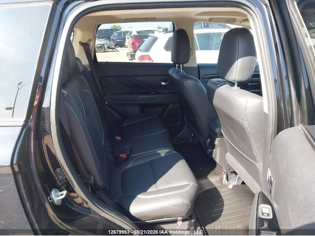 Mitsubishi Outlander PHEV GT/SE - автомобили, коли, обяви за нови и употребявани 10