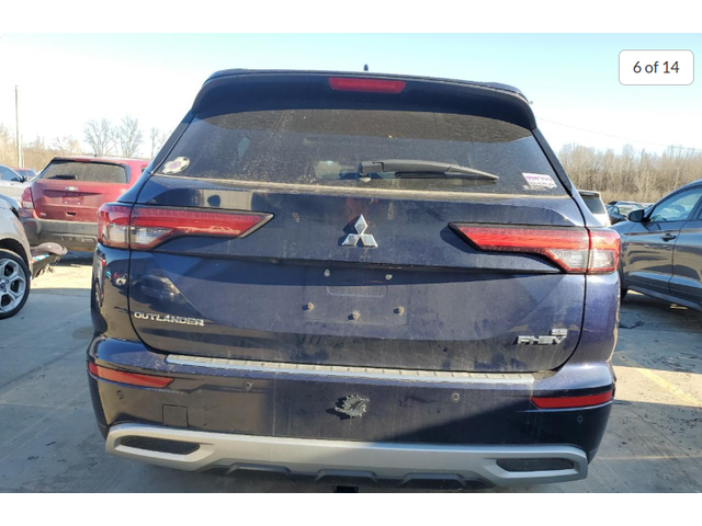 Mitsubishi Outlander SE 4x4 - автомобили, коли, обяви за нови и употребявани 5