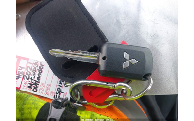 Mitsubishi OUTLANDER SPORT 2.0L I-4 DOHC, VVT, 148HP Front Wheel Drive - автомобили, коли, обяви за нови и употребявани 10