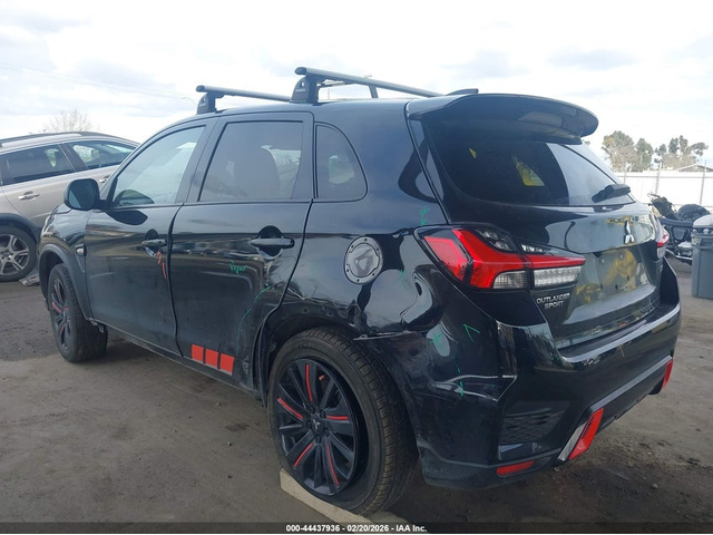 Mitsubishi OUTLANDER SPORT 2.0L I-4 DOHC, VVT, 148HP Front Wheel Drive - автомобили, коли, обяви за нови и употребявани 2