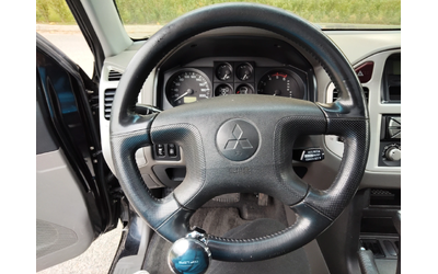 mitsubishi-pajero - 5