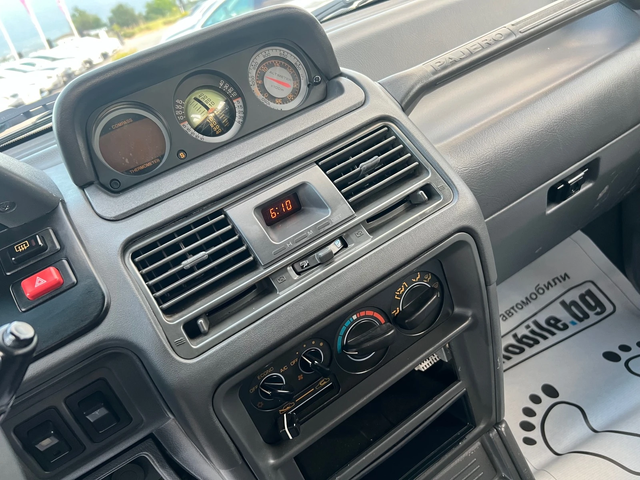Mitsubishi Pajero - автомобили, коли, обяви за нови и употребявани 14