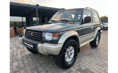 mitsubishi-pajero - 2