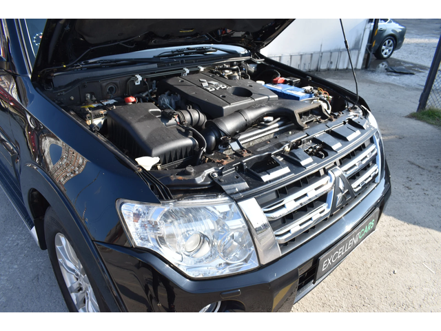 Mitsubishi Pajero 3.2d* AUTOMAT* SUPER-SELECT* 6+ 1 - автомобили, коли, обяви за нови и употребявани 15