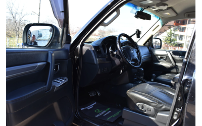 Mitsubishi Pajero 3.2d* AUTOMAT* SUPER-SELECT* 6+ 1 - автомобили, коли, обяви за нови и употребявани 7
